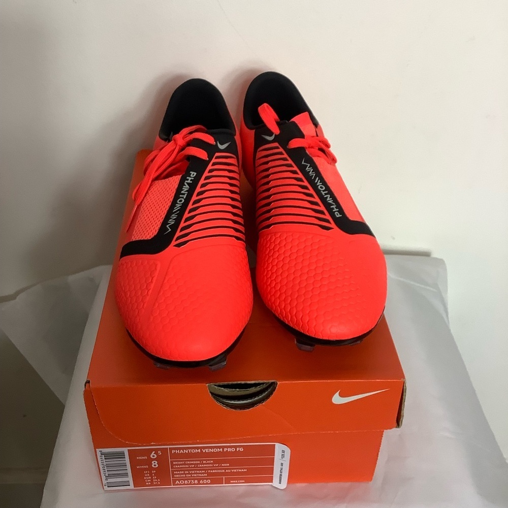 Nike Phantom Venom Pro FG Soccer Cleats